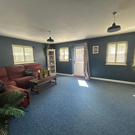 Double Room Yeovil Town Centre Buitenkant foto